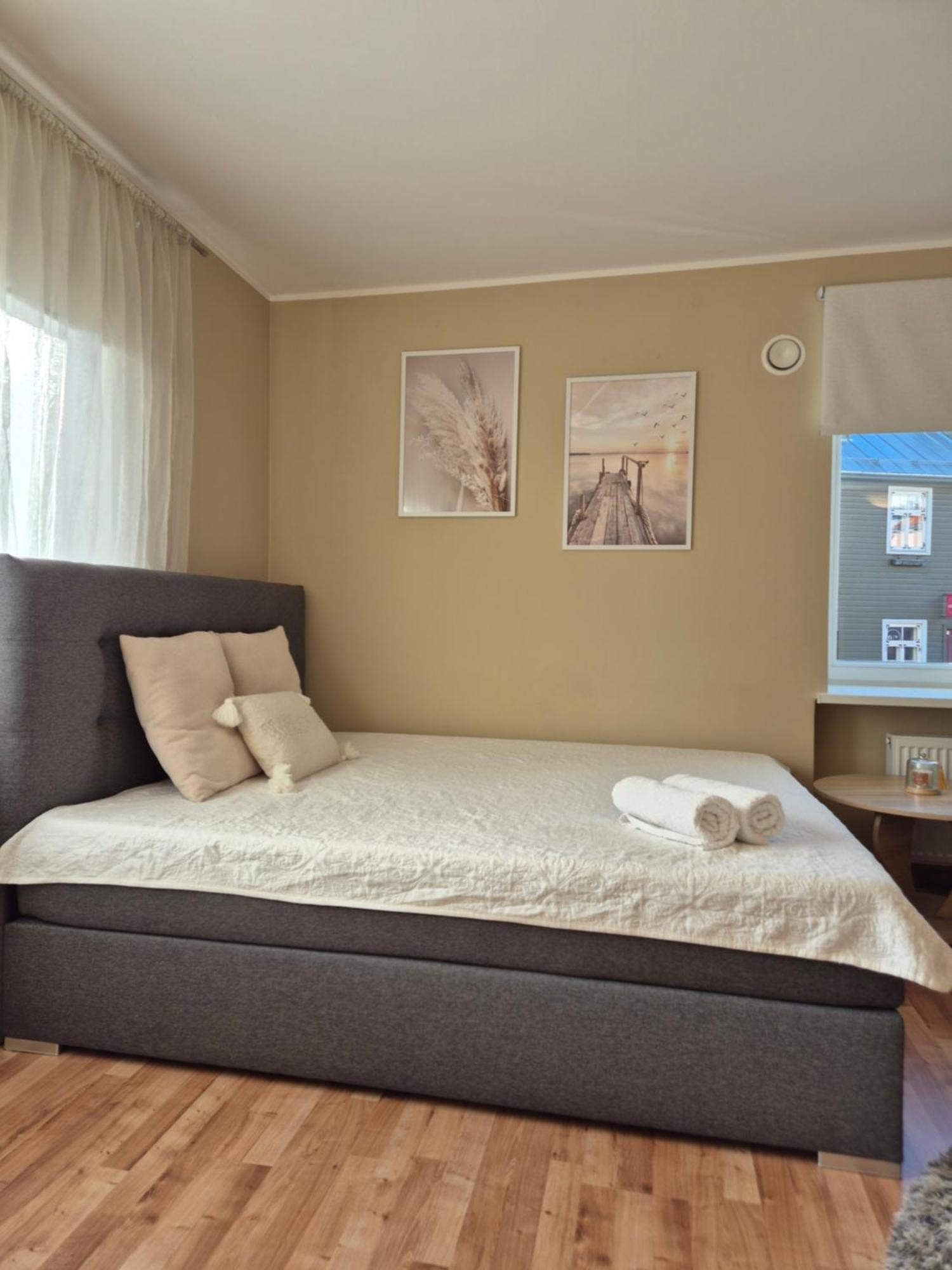 Klara Apartment Tartu Esterno foto